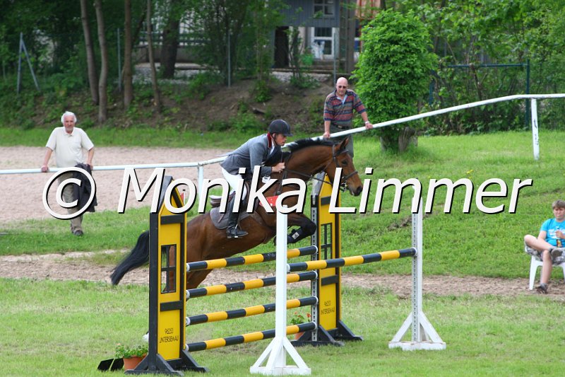 005M6921_Lilly Marleen_M Springen x.JPG